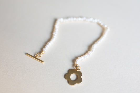Flower & pearls Bracelet
