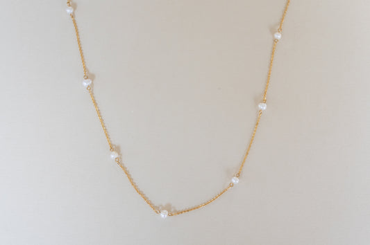 Dainty Pearl Necklace